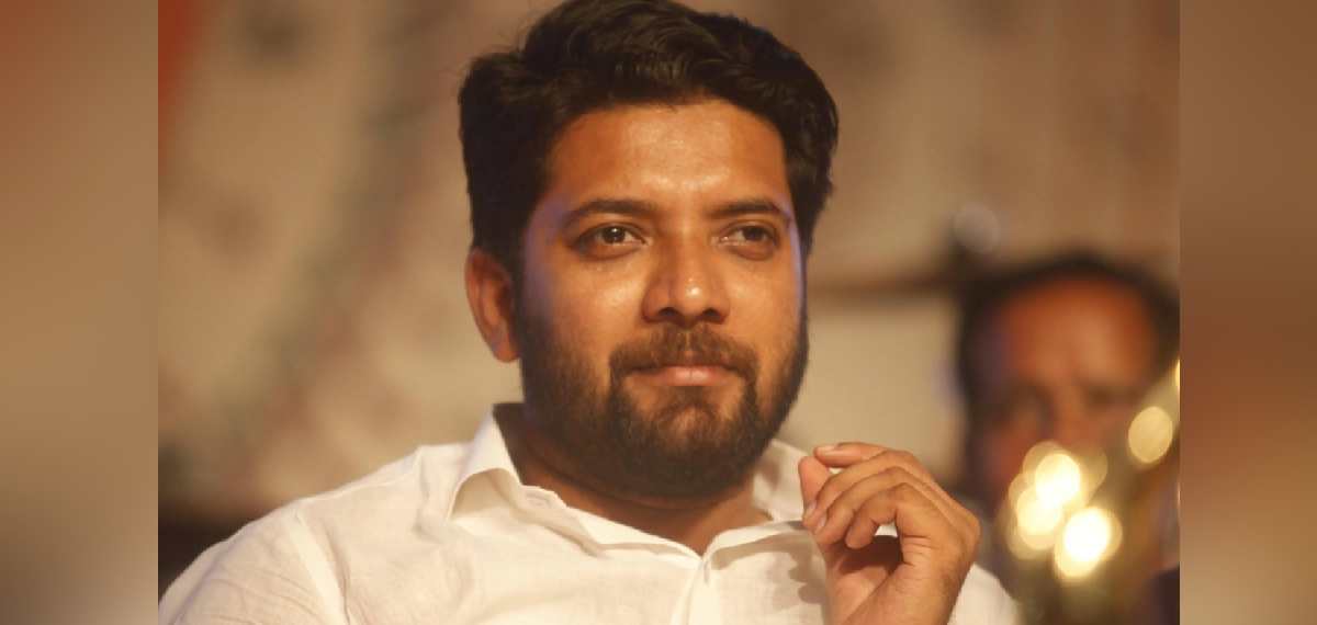 ഷാഫി പറമ്പില്‍ എംപിക്ക് അറസ്റ്റ് വാറന്റ്