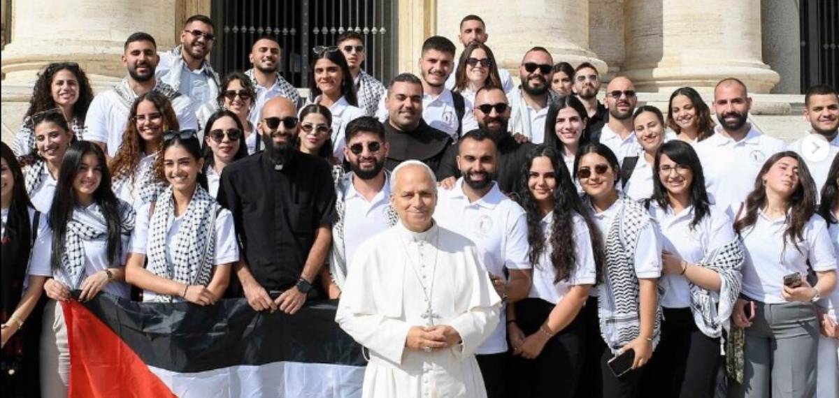 Leo Pope with Palestine Youth