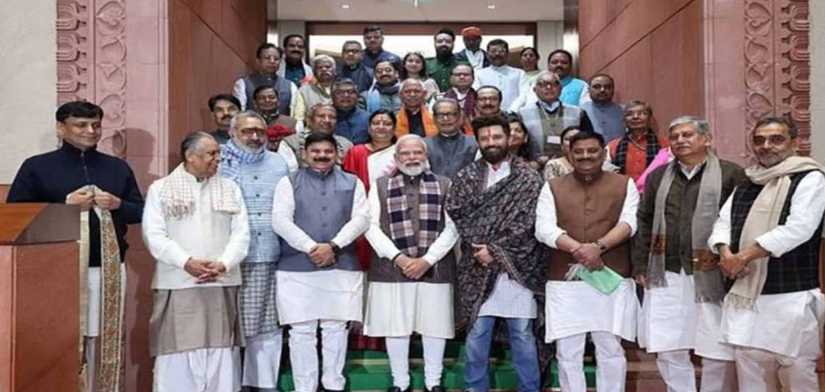 PM Modi host Dinner for NDA MP's