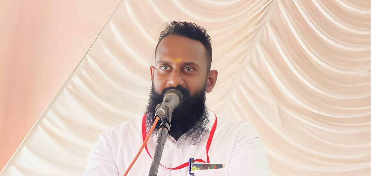 ചാരായ കേസ് പ്രതി ഡിവൈഎഫ്ഐ മേഖലാ സെക്രട്ടറി; നെന്മാറ മേഖലാ സെക്രട്ടറിയായി ഉണ്ണിലാലിനെ തെരഞ്ഞെടുത്തു