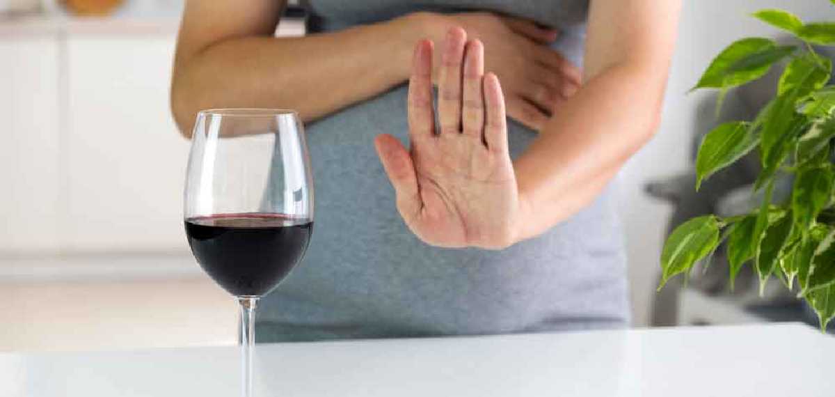 alcohol use and stomach problems