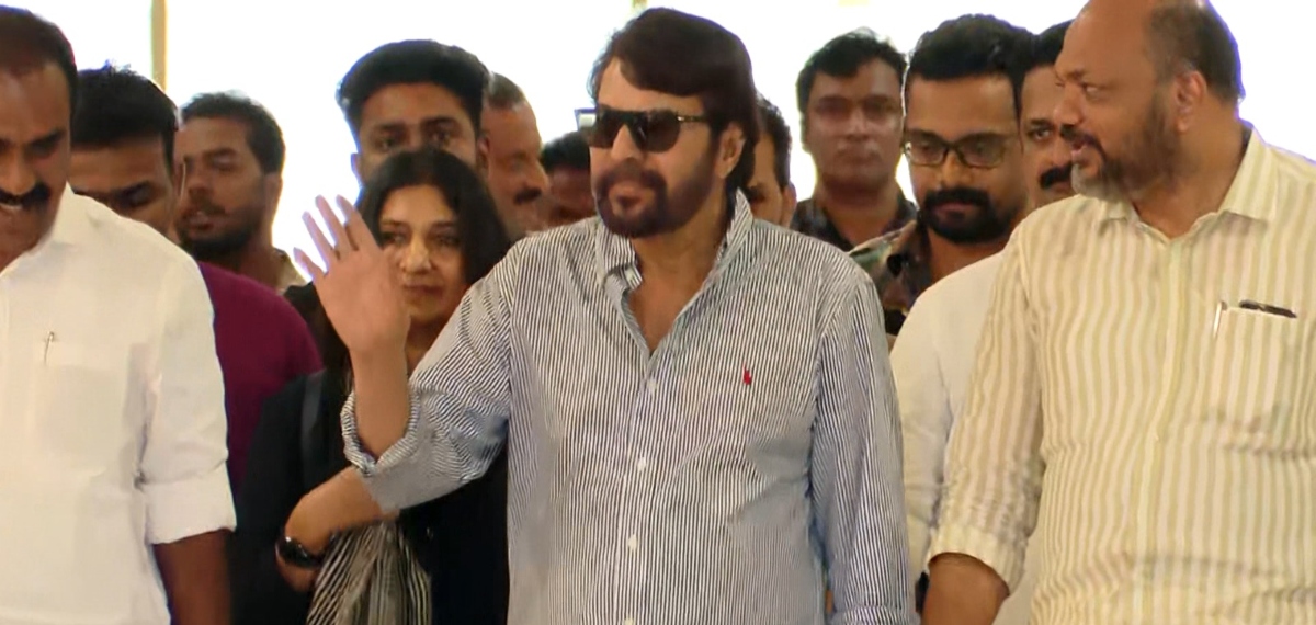 'KING IS BACK TO HIS KINGDOM', എട്ട് മാസത്തിന് ശേഷം കൊച്ചിയിൽ തിരിച്ചെത്തി മമ്മൂക്ക