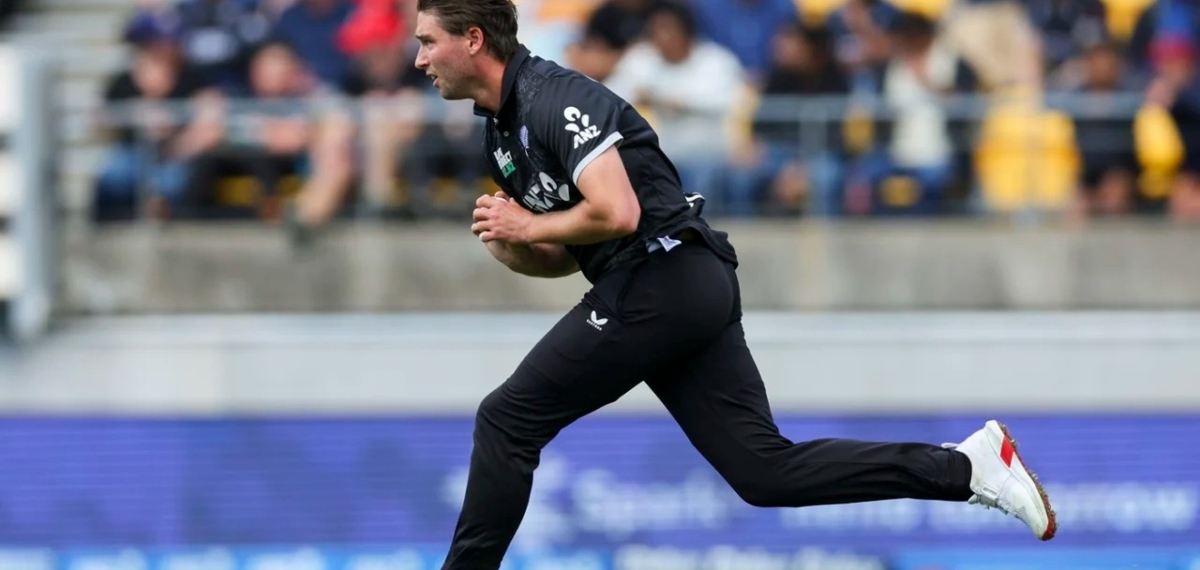 മൂന്നോവറിൽ വഴങ്ങിയത് 67 റൺസ്; കിവി പേസറെ ഇന്ത്യൻ ബാറ്റർമാർ തല്ലിപ്പരത്തിയപ്പോൾ ചങ്കിടിപ്പേറിയത് CSK യ്ക്ക്