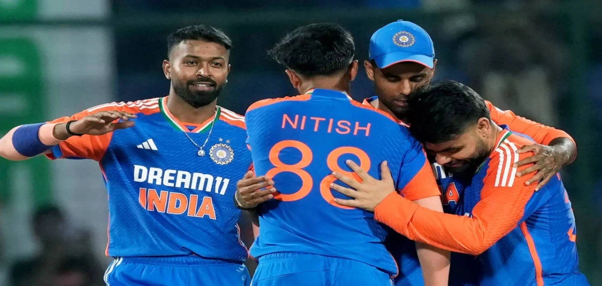 പിന്നെ എന്തിനാ ടീമിൽ? ഇന്ത്യൻ ഓൾറൗണ്ടറെ ടീമിലെടുത്താലും കളിപ്പിക്കില്ലെന്ന് മുൻ താരം