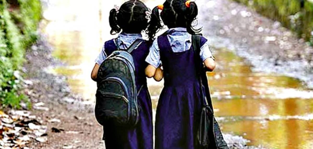 പൊതു അവധിയായ നാളെ സ്‌കൂളിലെത്താൻ വിദ്യാർത്ഥികൾക്ക് നിർദേശം; വിവാദമായതോടെ പിൻവലിച്ചു