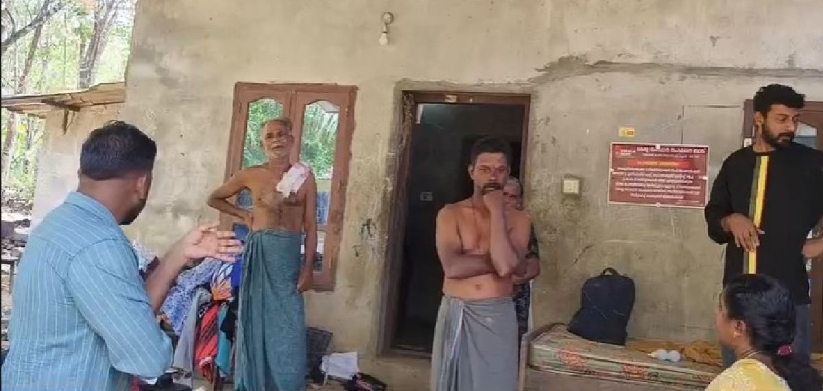 Jisha's family at Kollam 