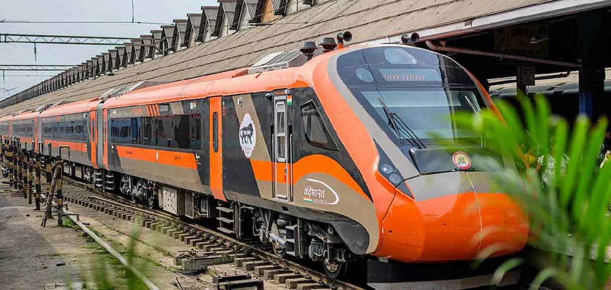വന്ദേഭാരതിൽ നിർബന്ധിത ഭക്ഷണ ചാർജ്; ഓൺലൈനായി ടിക്കറ്റ് ബുക്ക് ചെയ്യുന്നവർക്ക് വൻ തിരിച്ചടി