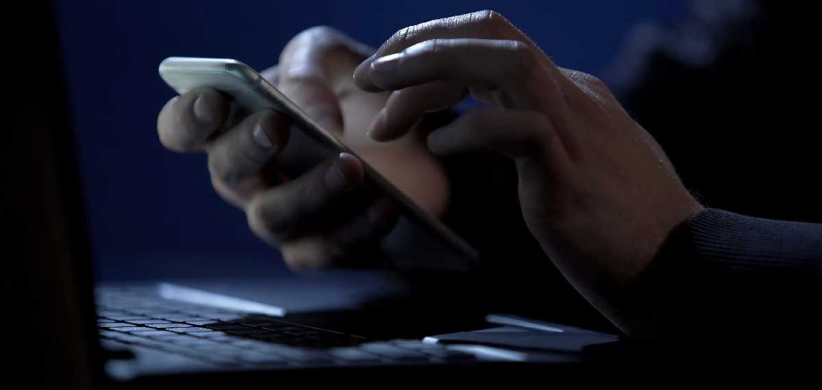 ബാറ്ററി പെട്ടെന്ന് തീരുകയും ഫോണ്‍ ചൂടാവുകയും ചെയ്യുന്നുണ്ടോ? ഈ മാറ്റങ്ങള്‍ ശ്രദ്ധിക്കേണ്ടിയിരിക്കുന്നു