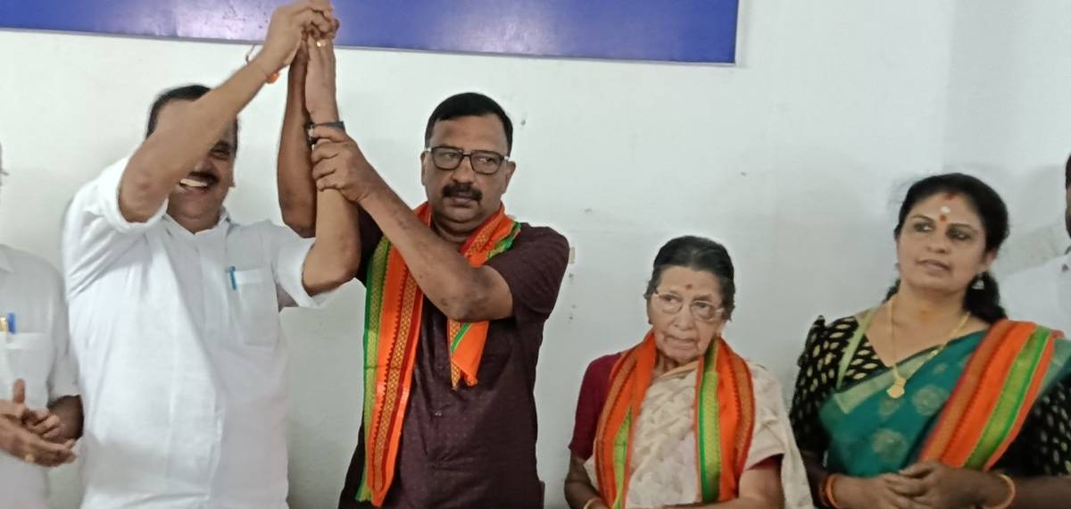 ധർമശാസ്താവിനെ കൊള്ളയടിക്കുന്നത് താങ്ങാനാകുന്നില്ല; സിപിഐഎം വിട്ടത് ശബരിമല സ്വർണക്കൊള്ളയിൽ മനംനൊന്ത്: കെ ഹരി