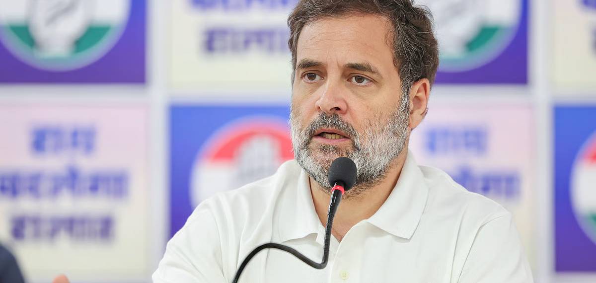 'കേരളത്തിലെ നേതാക്കള് ഒറ്റക്കെട്ടായി മുന്നോട്ടുപോയേ തീരൂ': കര്ശന നിര്ദേശവുമായി രാഹുല് ഗാന്ധി