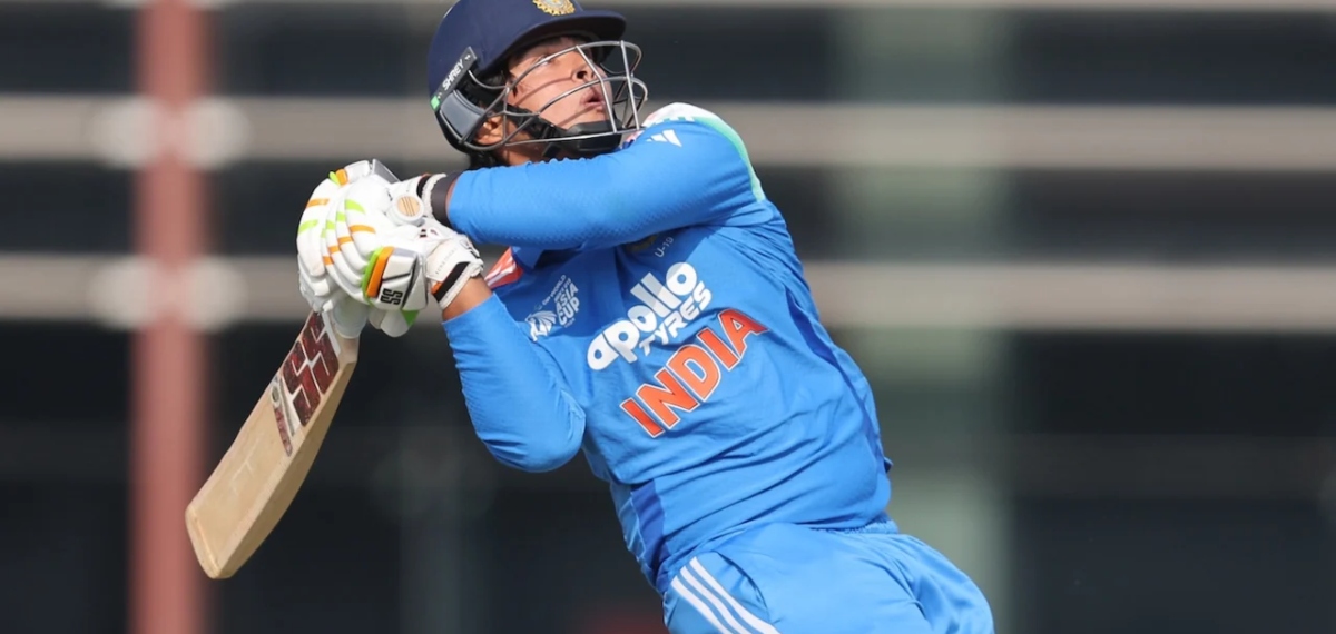 വൈഭവിന്റെ വെടിക്കെട്ട് തുടക്കം; യൂത്ത് ഏകദിനത്തിൽ ദക്ഷിണാഫ്രിക്കയ്ക്കെതിരെ ഇന്ത്യ വിജയത്തിലേക്ക്