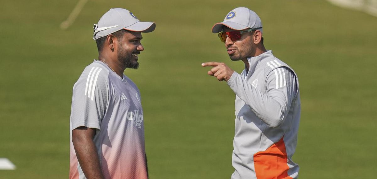 'ജിതേഷ് ശർമയുമായി മുന്നോട്ടുപോവുക'; സഞ്ജുവിനെ ഉള്പ്പെടുത്താത്ത തീരുമാനത്തെ ന്യായീകരിച്ച് മുന്താരം