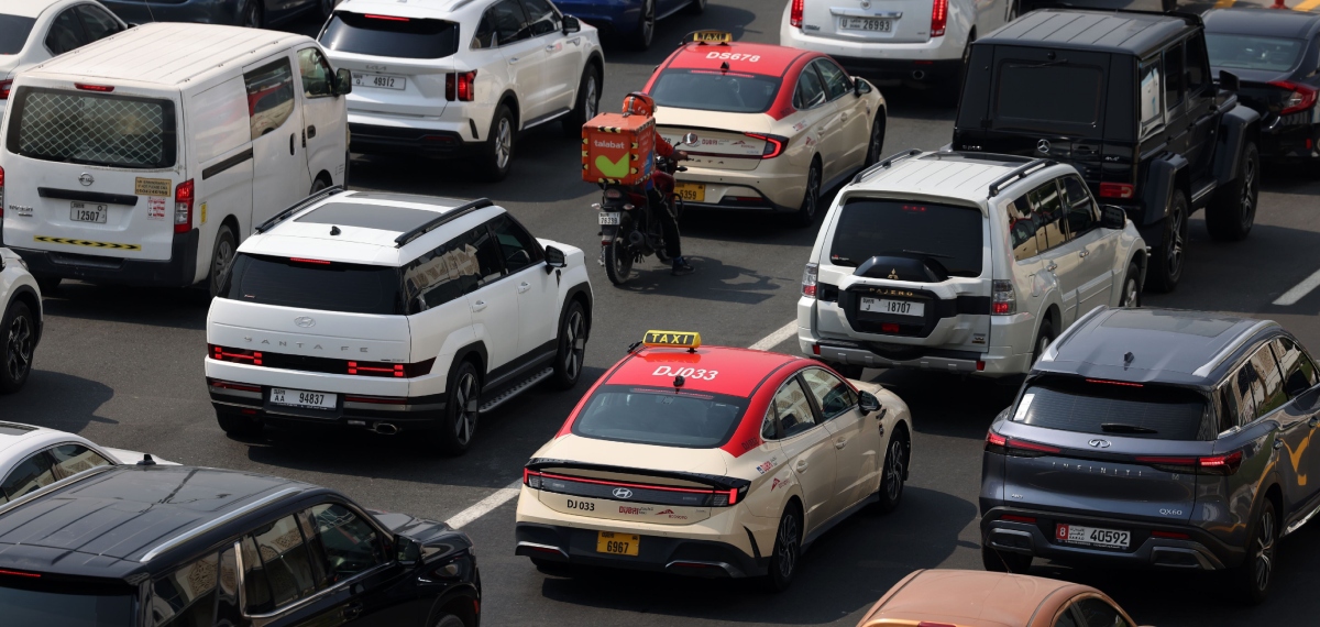 ജോലി സ്ഥലങ്ങൾക്ക് അടുത്ത് വീട് തിരഞ്ഞെടുക്കുന്നത് വർധിക്കുന്നു; കാരണം ​ഗതാ​ഗത കുരുക്കെന്ന് യുഎഇ