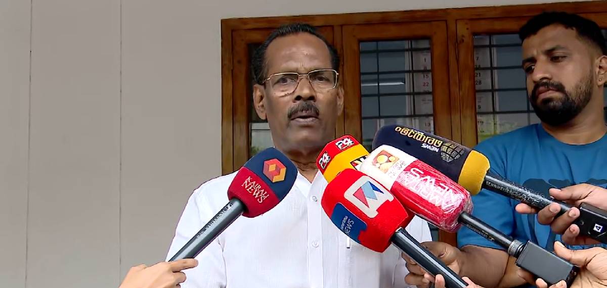 കോൺഗ്രസ് നേതാക്കൾ സ്ത്രീത്വത്തെ അപമാനിക്കുന്നു; രാഹുലിനെതിരായ പരാതിയിൽ പ്രതികരിച്ച് ടി പി രാമകൃഷ്ണൻ