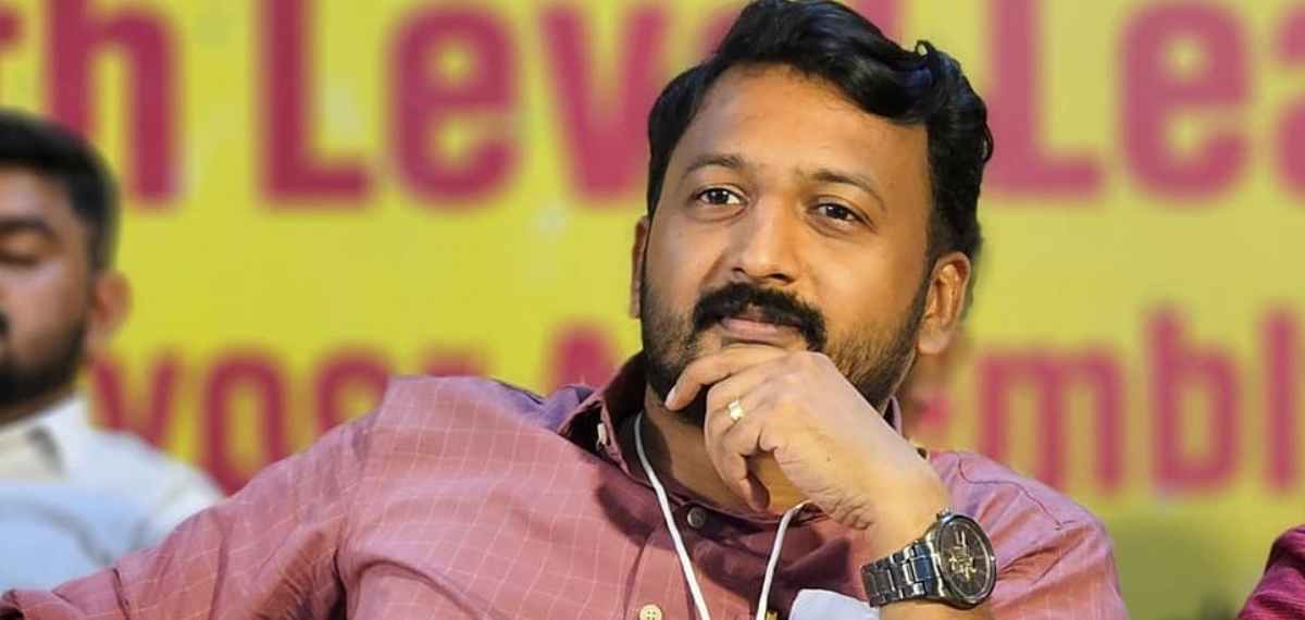 രാഹുൽ മാങ്കൂട്ടത്തിലിനെതിരെ വിമാനത്താവളങ്ങളിൽ ലുക്ക്ഔട്ട് നോട്ടീസ്