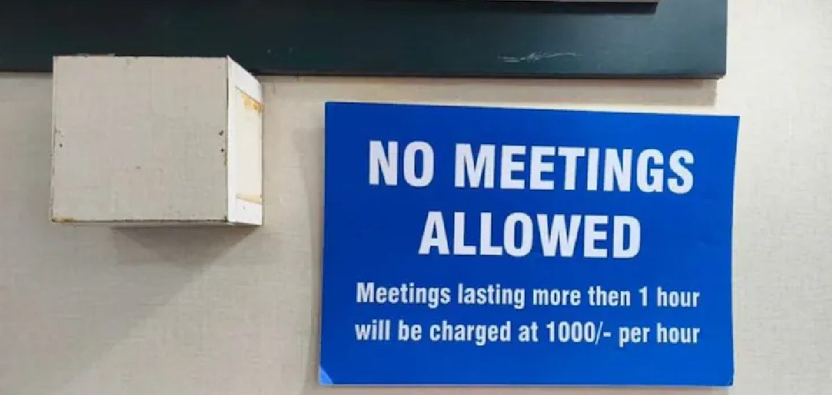 പരമാവധി ഒരു മണിക്കൂർ വരെ ഇരിക്കാം, അത് കഴിഞ്ഞാല്‍‌ 1000 രൂപ നല്‍കണം: നോട്ടീസുമായി ബെംഗളൂരിലെ കഫേ