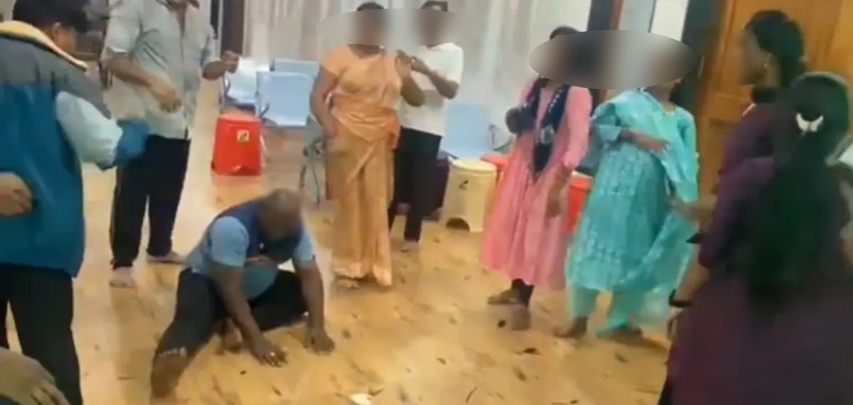 ക്ഷേത്രത്തിന്റെ അന്നദാനകേന്ദ്രത്തിൽ ഐറ്റം ഗാനങ്ങൾക്ക് ചുവടുവെച്ച് ജീവനക്കാർ;വിവാദം, പിന്നാലെ കേസ്