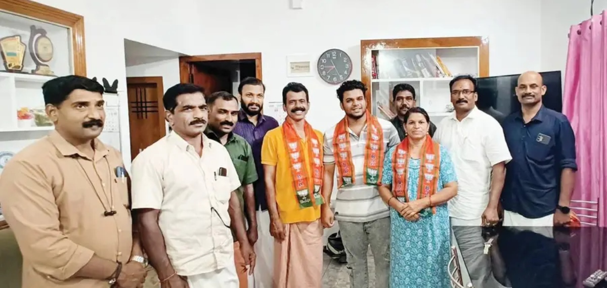 എൽഡിഎഫ് സ്ഥാനാർത്ഥിയും കുടുംബവും ബിജെപിയിൽ; നീക്കം എൽഡിഎഫ് വോട്ടുമറിച്ച് വഞ്ചിച്ചു എന്ന് ആരോപിച്ച്