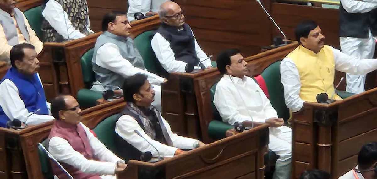 MLAമാർ കൂട്ടത്തോടെ കല്യാണം കൂടാൻ പോയി; മധ്യപ്രദേശ് അസംബ്ലി കൂടാൻ വിവാഹ മുഹൂർത്തങ്ങൾ പരിഗണിക്കണമെന്ന് പരിഹാസം