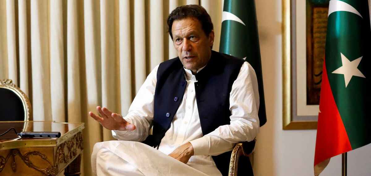 ഇമ്രാൻ ഖാന്റെ വലത് കണ്ണിന് അവശേഷിക്കുന്നത് 15 ശതമാനം കാഴ്ച മാത്രം; വിദഗ്ധ ചികിത്സ ലഭ്യമാക്കണം: അമിക്കസ് ക്യൂറി