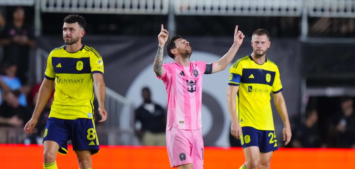 കളം നിറഞ്ഞ് മെസി, രണ്ട് ഗോളും അസിസ്റ്റും; ഇന്റര്‍ മയാമി എംഎല്‍എസ് പ്ലേഓഫില്‍