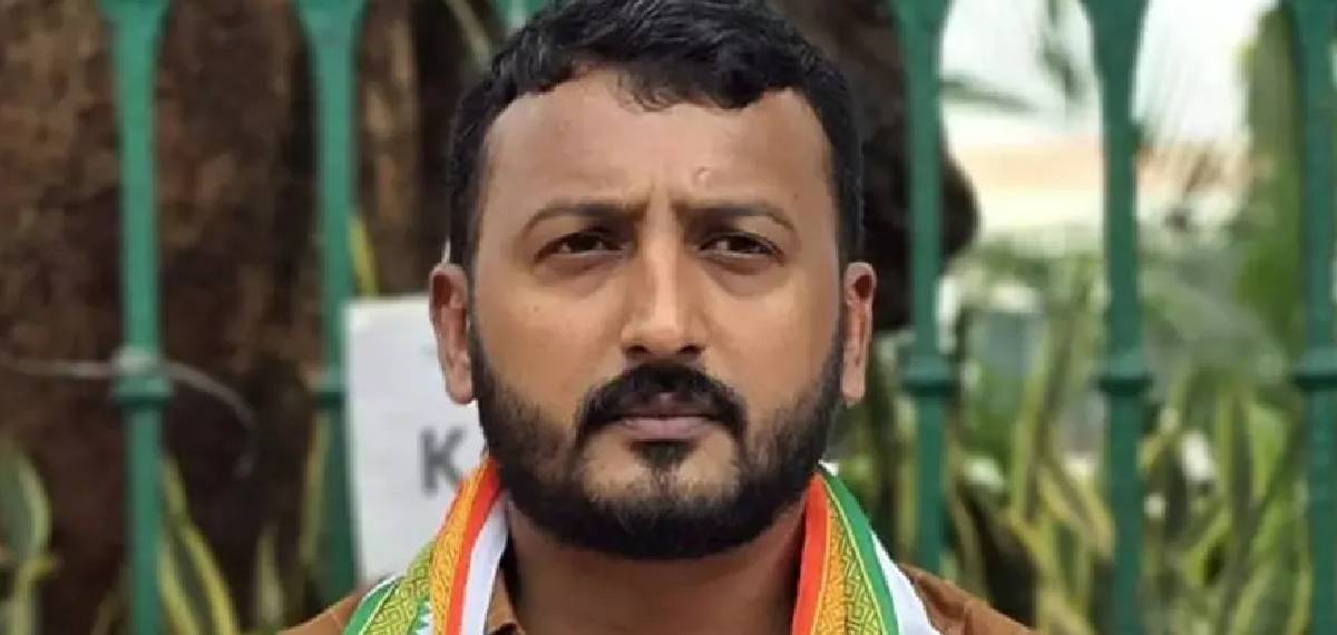 രാഹുലിനെ നിയമസഭാ സമ്മേളനത്തിൽ പങ്കെടുപ്പിക്കുന്നതിൽ എതിർപ്പുമായി സതീശൻ; കൈവിടരുതെന്ന് എ ഗ്രൂപ്പിലെ ഒരു വിഭാഗം