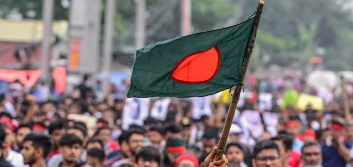 ജമാഅത്തെ ഇസ്‌ലാമി റാലിയിൽ പണം വിതരണം ചെയ്തുവെന്ന് ആരോപണം; പ്രതിഷേധവുമായി ബിഎൻപി; വ്യാപക സംഘർഷം