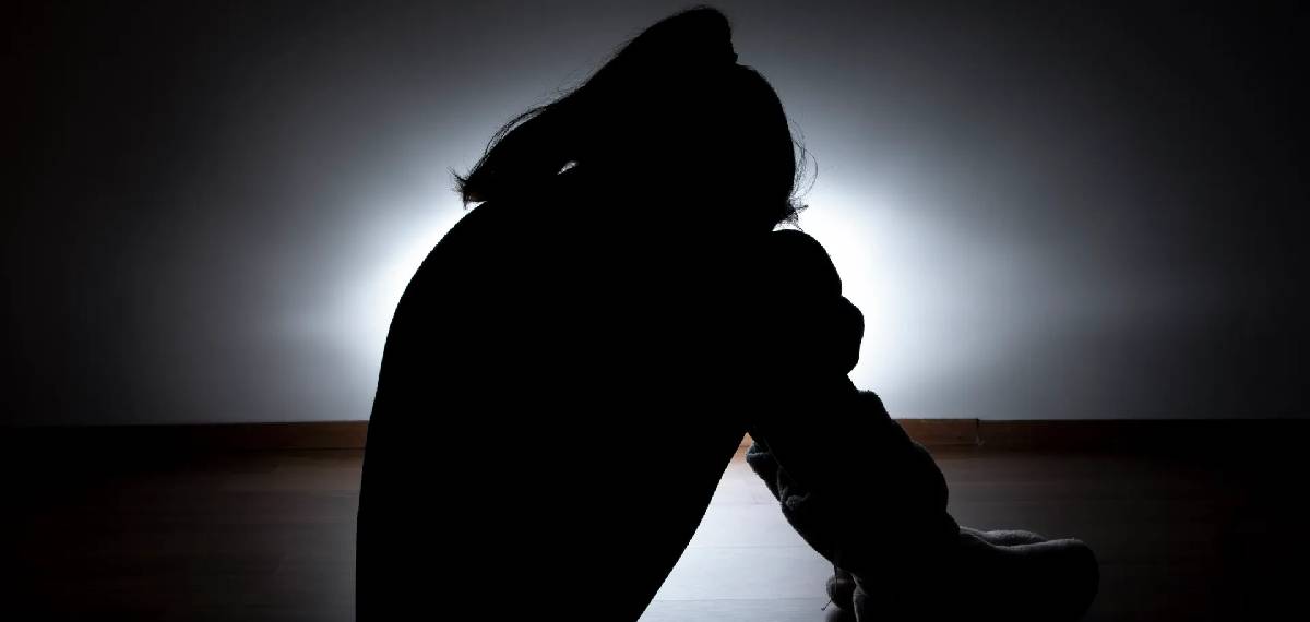 കാസർകോട് 15 വയസുകാരിയെ പീഡിപ്പിച്ചു; 16കാരൻ ഉൾപ്പെടെ അഞ്ച് പേർക്കെതിരെ കേസ്