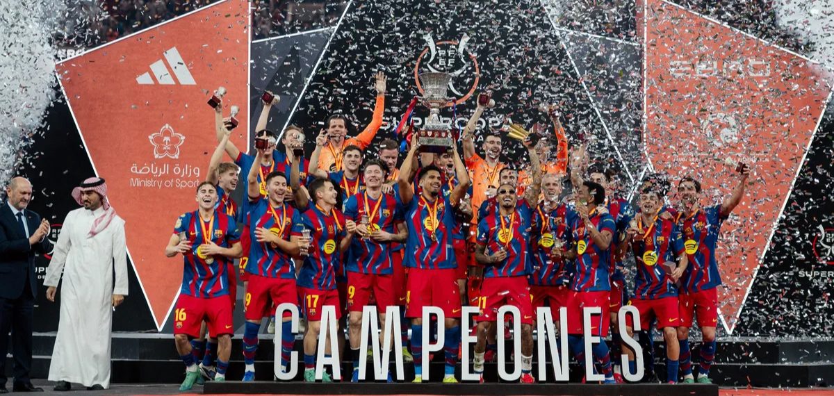 എൽ ക്ലാസികോ ഫൈനലിൽ റയലിനെ വീഴ്ത്തി; സ്പാനിഷ് സൂപ്പർ കപ്പിൽ ബാഴ്സലോണ ചാമ്പ്യന്മാർ