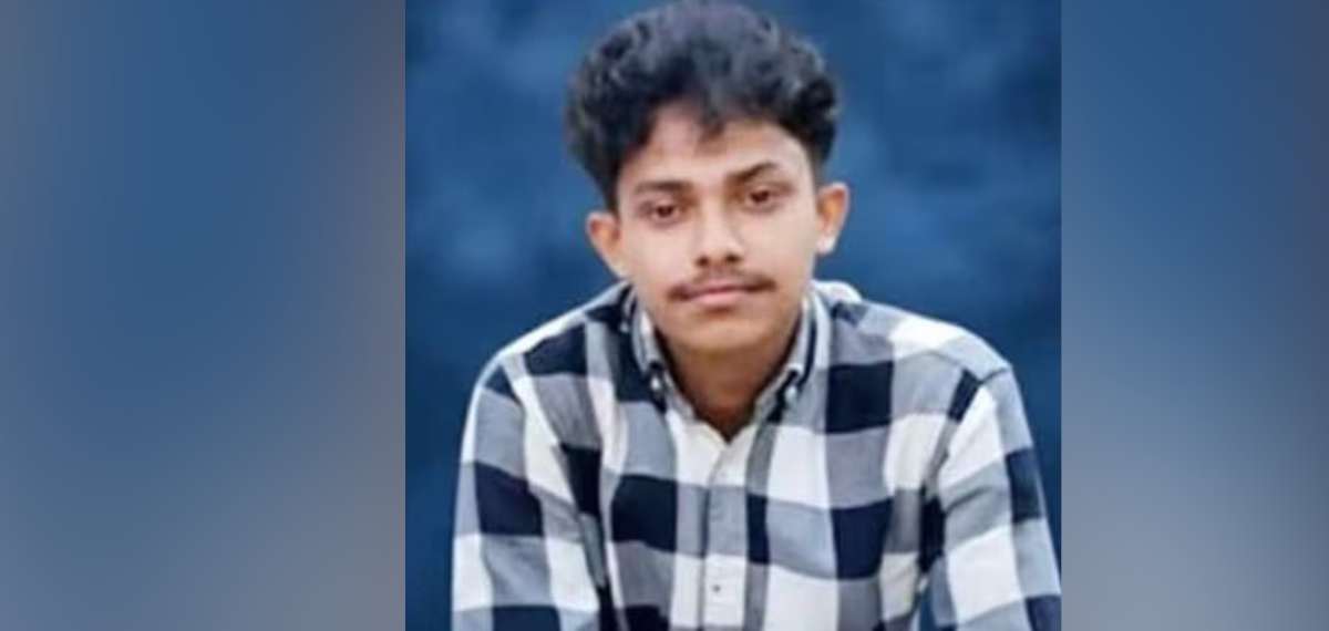 ബൈക്കിൽ നിന്ന് വീണു, പിന്നാലെ കാർ ദേഹത്ത് കയറി;ഓസ്‌ട്രേലിയയിൽ നിന്ന് അവധിക്ക് എത്തിയ 22കാരന് ദാരുണാന്ത്യം