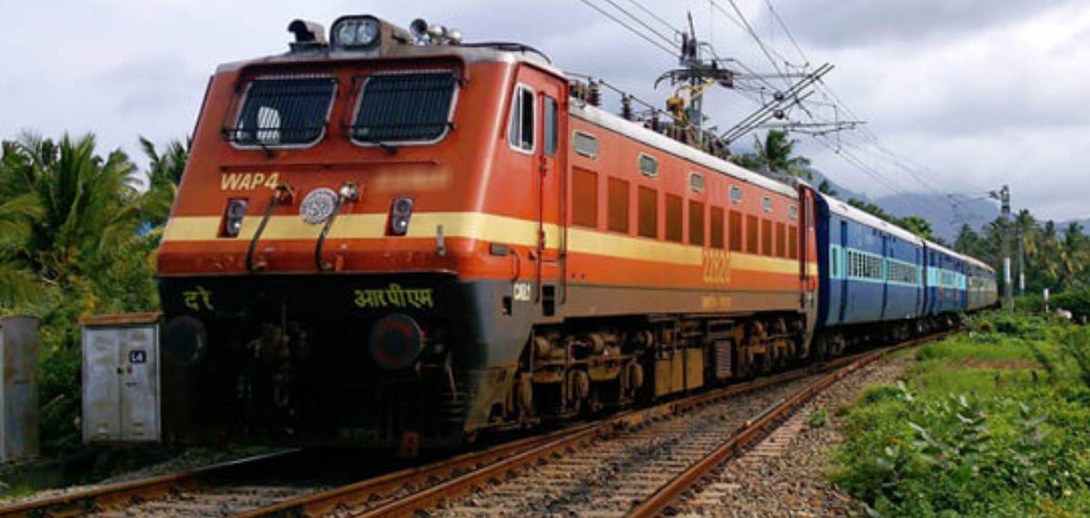 ക്രിസ്മസ്, ന്യൂ ഇയർ പ്രമാണിച്ച് കേരളത്തിലേക്ക് പ്രത്യേക ട്രെയിൻ സർവീസുകൾ: സ്റ്റോപ്പുകൾ ഉണ്ടാവുക ഈ ജില്ലകളിൽ