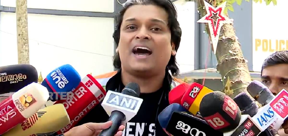 രാഹുല്‍ മാങ്കൂട്ടത്തിലിനേക്കാള്‍ ഞാന്‍ പിന്തുണയ്ക്കുന്നത് പരാതിക്കാരിയുടെ ഭര്‍ത്താവിനെ: രാഹുല്‍ ഈശ്വര്‍