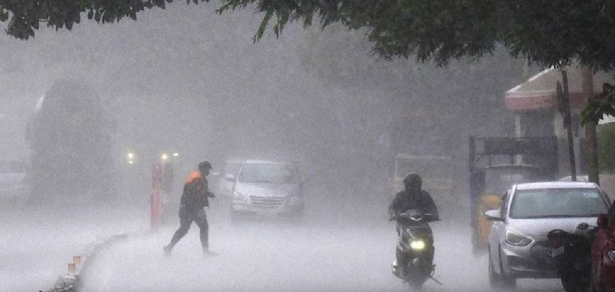 ആറ് ജില്ലകളിൽ ഓറഞ്ച് അലേർട്ട്; ഇടുക്കിയിൽ സാഹസിക- ജലവിനോദങ്ങൾക്ക് നിയന്ത്രണം