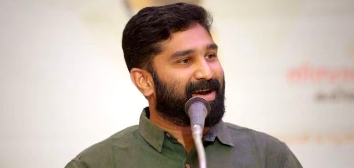 ബിഹാർ-ബീഡി പോസ്റ്റ് വിവാ​ദം: വി ടി ബൽറാമിന്റെ 'പോസ്റ്റ്' തെറിക്കും; സോഷ്യൽ മീഡിയ ചുമതല ഒഴിയാൻ നിർദ്ദേശം