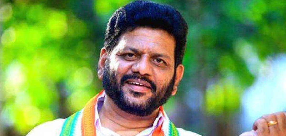'ഒരു സ്ത്രീകളെയും അപമാനിച്ചില്ല'; മലക്കം മറിഞ്ഞ് വി കെ ശ്രീകണ്ഠന്‍