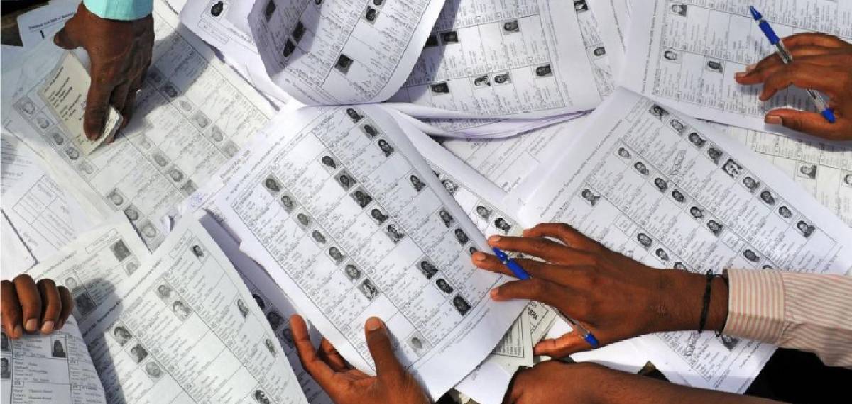 കോഴിക്കോട് എസ്‌ഐആർ ക്യാമ്പ് നടത്തിപ്പിനിടെ ബിഎൽഒ കുഴഞ്ഞുവീണു