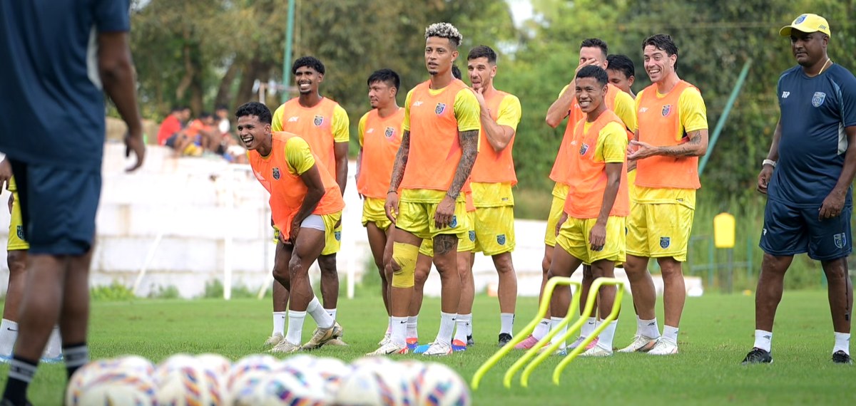 ഐഎസ്എൽ നടക്കുന്നതിൽ വ്യക്തതയില്ലെന്ന് ബ്ലാസ്റ്റേഴ്സ് സിഇഒ; ക്ലബിന്റെ പ്രവർത്തനങ്ങൾ നിർത്തിവെച്ചു