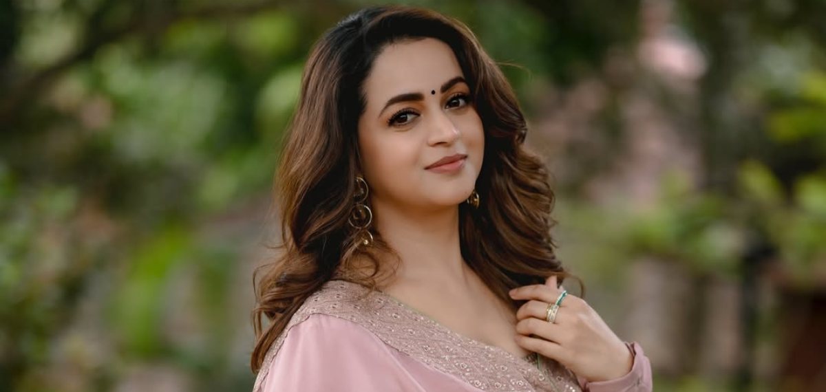 അയാളെ ഇമ്പ്രെസ്സ് ചെയ്യാനായി ഞാൻ ആ ബുക്ക് വായിച്ചു, എന്നാൽ ആ പുസ്തകം എനിക്ക് വലിയ ഒരു അനുഭവമായിരുന്നു: ഭാവന