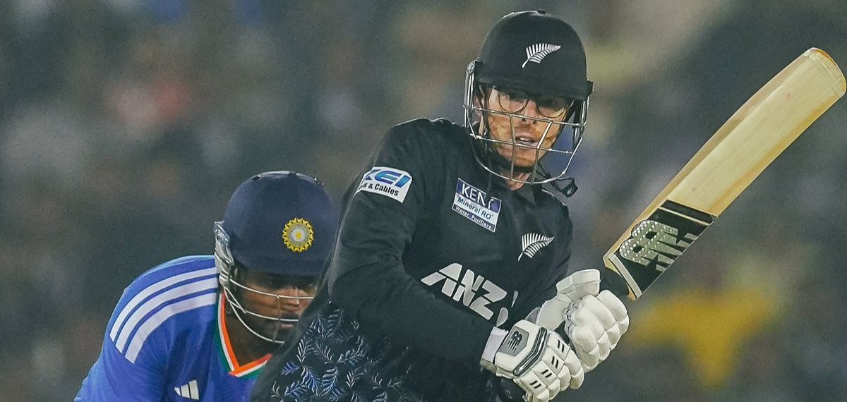 'ഇവന്മാര്‍ക്കെതിരെ 300 റൺസ് അടിച്ചാലും മതിയാവില്ല'; ഇന്ത്യയ്‌ക്കെതിരായ പരാജയത്തിന് ശേഷം സാന്റ്‌നര്‍