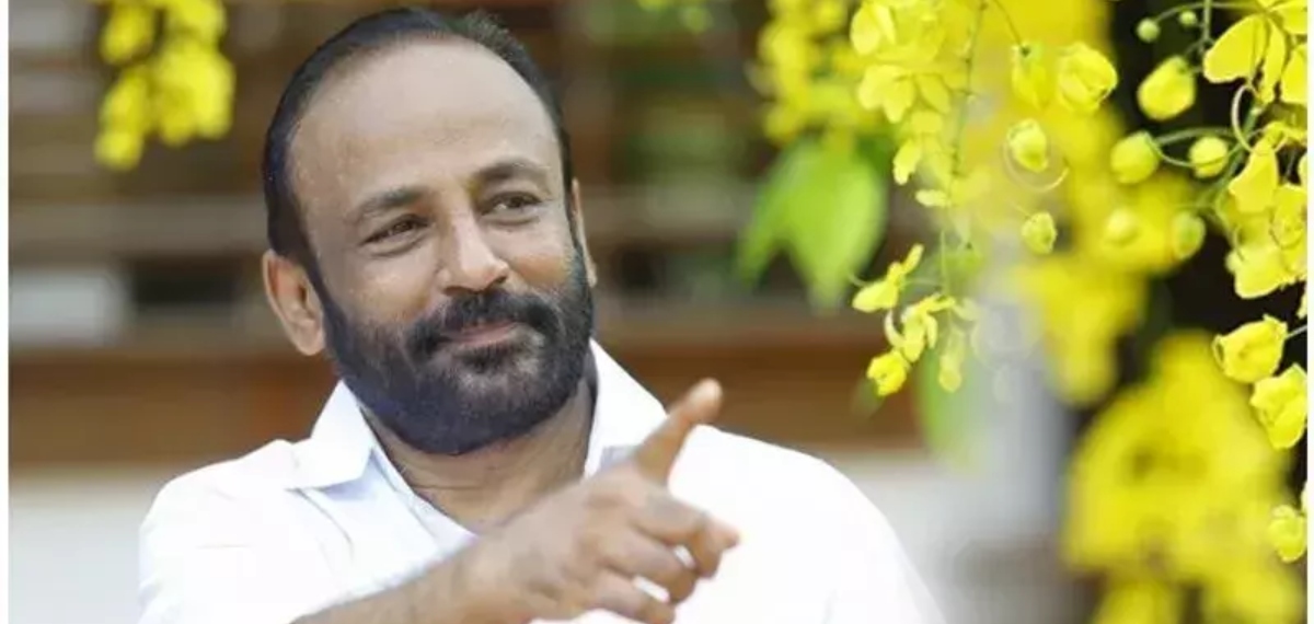 പൊട്ടിത്തെറിച്ച് എ വി ഗോപിനാഥ്; CPIMന് അകത്തുനിന്ന് തന്നെ വിമത സ്ഥാനാർത്ഥികളെ പ്രൊമോട്ട് ചെയ്തെന്ന് ആരോപണം