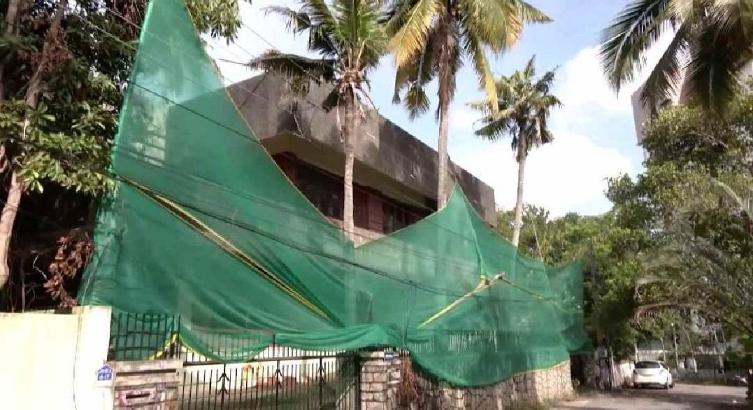 ജവഹർ നഗർ ഭൂമി തട്ടിപ്പ് കേസ്; സബ് രജിസ്ട്രാർ അറസ്റ്റിൽ, രേഖകളിൽ കൃത്രിമം നടത്താൻ ഒത്താശ ചെയ്തുവെന്ന് കണ്ടെത്തൽ