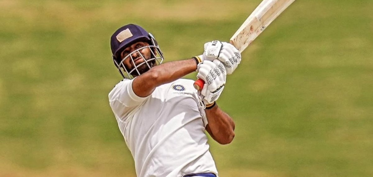 90 ന് 7 വീണു; എട്ടാമനായെത്തി വെടിക്കെട്ട് സെഞ്ച്വറിയുമായി ആഖിബ്; ജമ്മു കാശ്മീരിന് ചരിത്രവിജയം