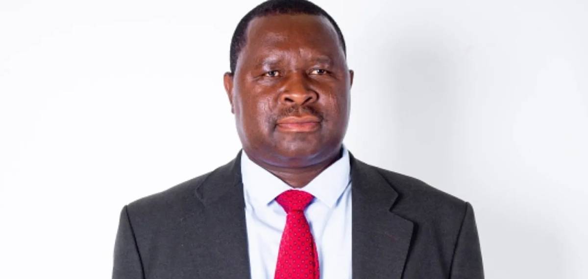 പിതാവ് പ്രത്യാഘാതങ്ങളെപ്പറ്റി ധാരണയില്ലാതെ ഇട്ടുപോയതാണ്: പേരിൽ നിന്ന് 'ഹിറ്റ്ലർ' ഒഴിവാക്കി നമീബിയൻ നേതാവ്