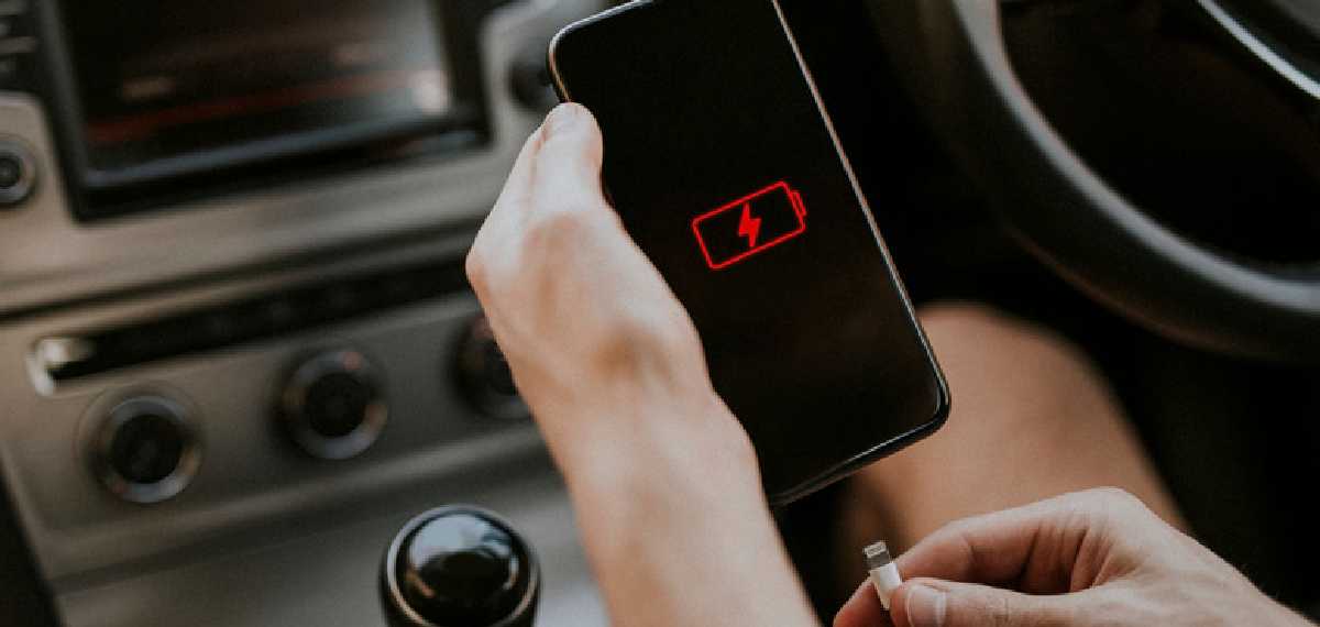 charging phone in the car