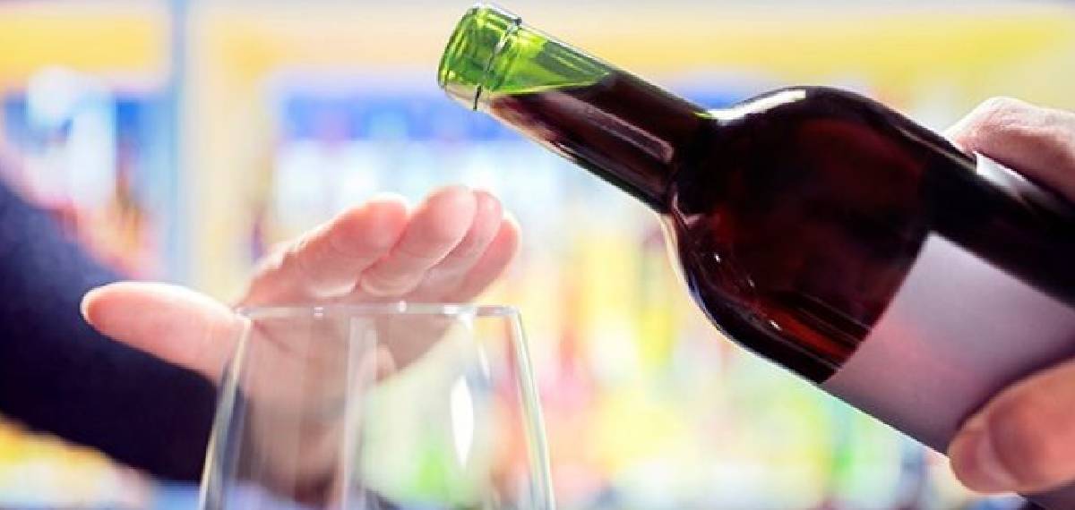 മദ്യപാനം നിര്‍ത്താന്‍ ഒരു പ്രായമുണ്ട്;  ഏതാണ് ആ പ്രായം എന്ന് അറിയാമോ?