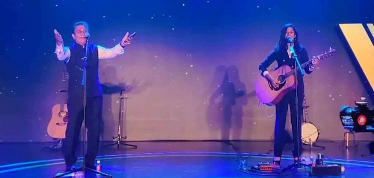 Sunil Gavaskar and Jemimah Rodrigues