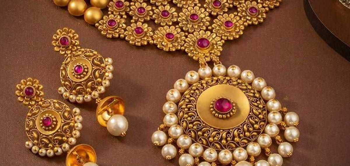 പിടിച്ചുകെട്ടാനാകാതെ സ്വർണവില: ഇന്നും വന്‍ വർധനവ്; പൊന്നിന്‍റെ കാര്യം മറക്കേണ്ടി വരും