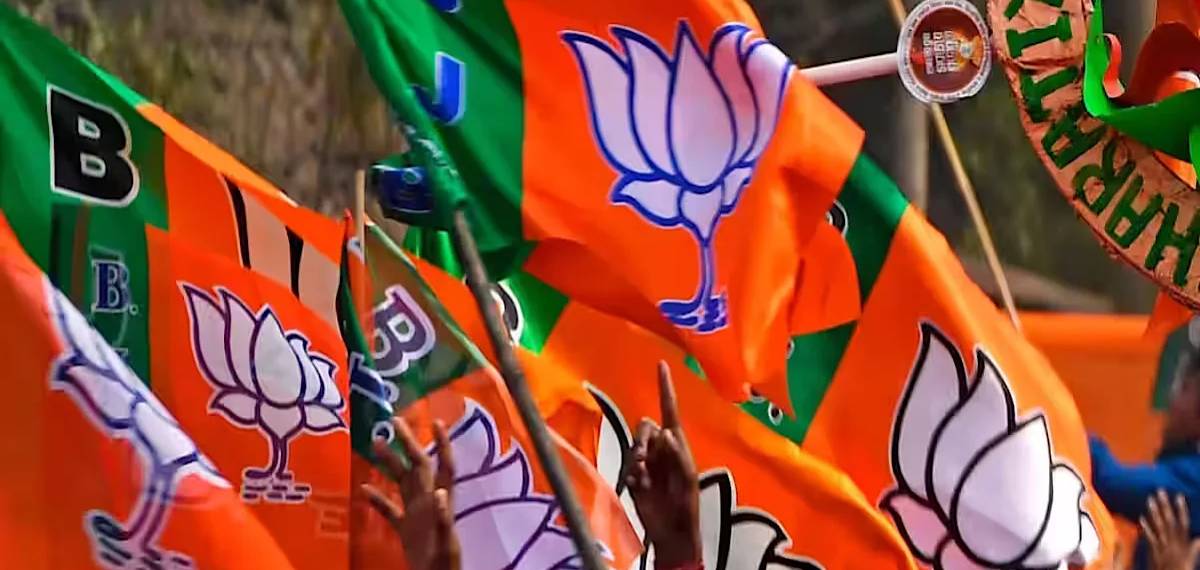 സർട്ടിഫിക്കറ്റും ഒപ്പുംവരെ വിനയായി; കൊല്ലത്തും തൃശൂരും ആലപ്പുഴയിലും BJP സ്ഥാനാർത്ഥികളുടെ പത്രിക തള്ളി