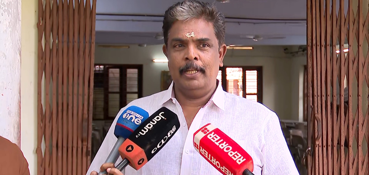 ശിൽപങ്ങളിലെ ചെമ്പ് തെളിഞ്ഞെന്ന് തന്ത്രി റിപ്പോർട്ട് നൽകി; വീഴ്ചയിൽ പങ്കില്ലെന്ന് മുരാരി ബാബു, സസ്പെൻഡ് ചെയ്യും