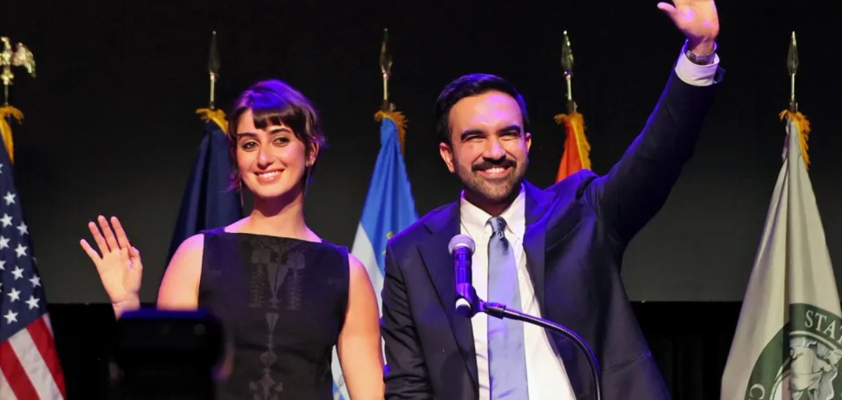 മംദാനിക്കൊപ്പം റാമയെത്തി; വസ്ത്രത്തിൽ പലസ്തീന് ഐക്യദാർഢ്യം പകർത്തി ന്യൂയോർക്കിൻ്റെ ഫസ്റ്റ് ലേഡി